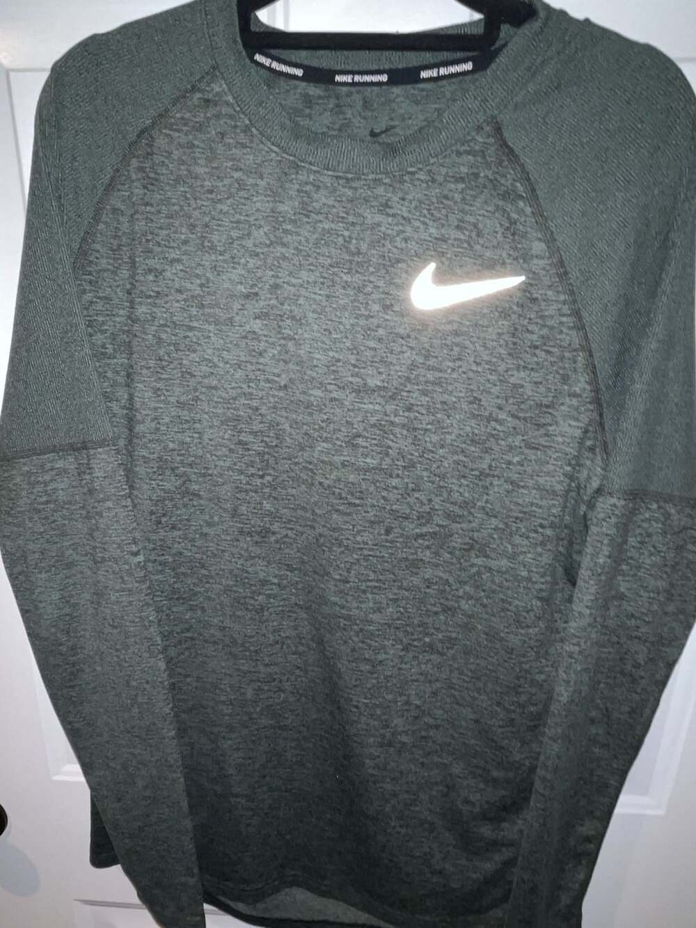 Nike Running Long Sleeve Shirt Green Heather Dri-FIT Reflective